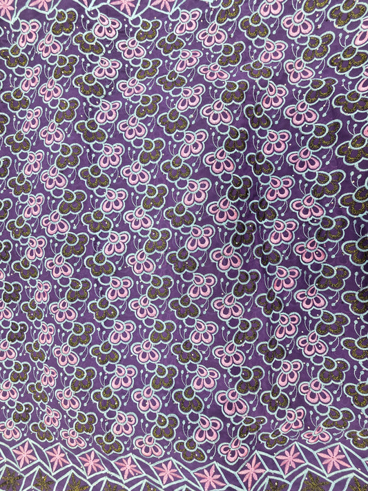 Style Brodé Autriche – Tissu Brodé Élégant