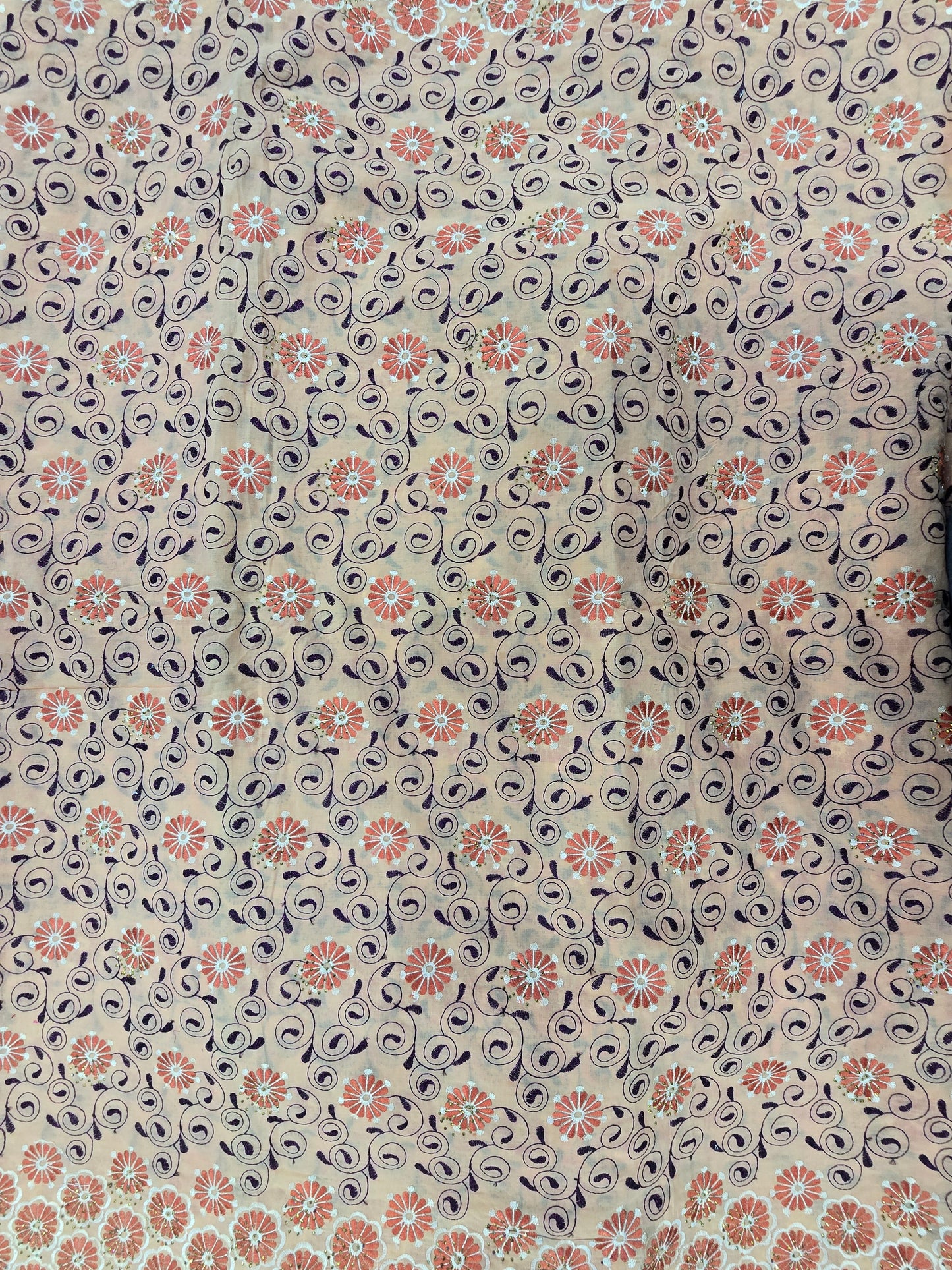 Style Brodé Autriche – Tissu Brodé Élégant TATA WAX