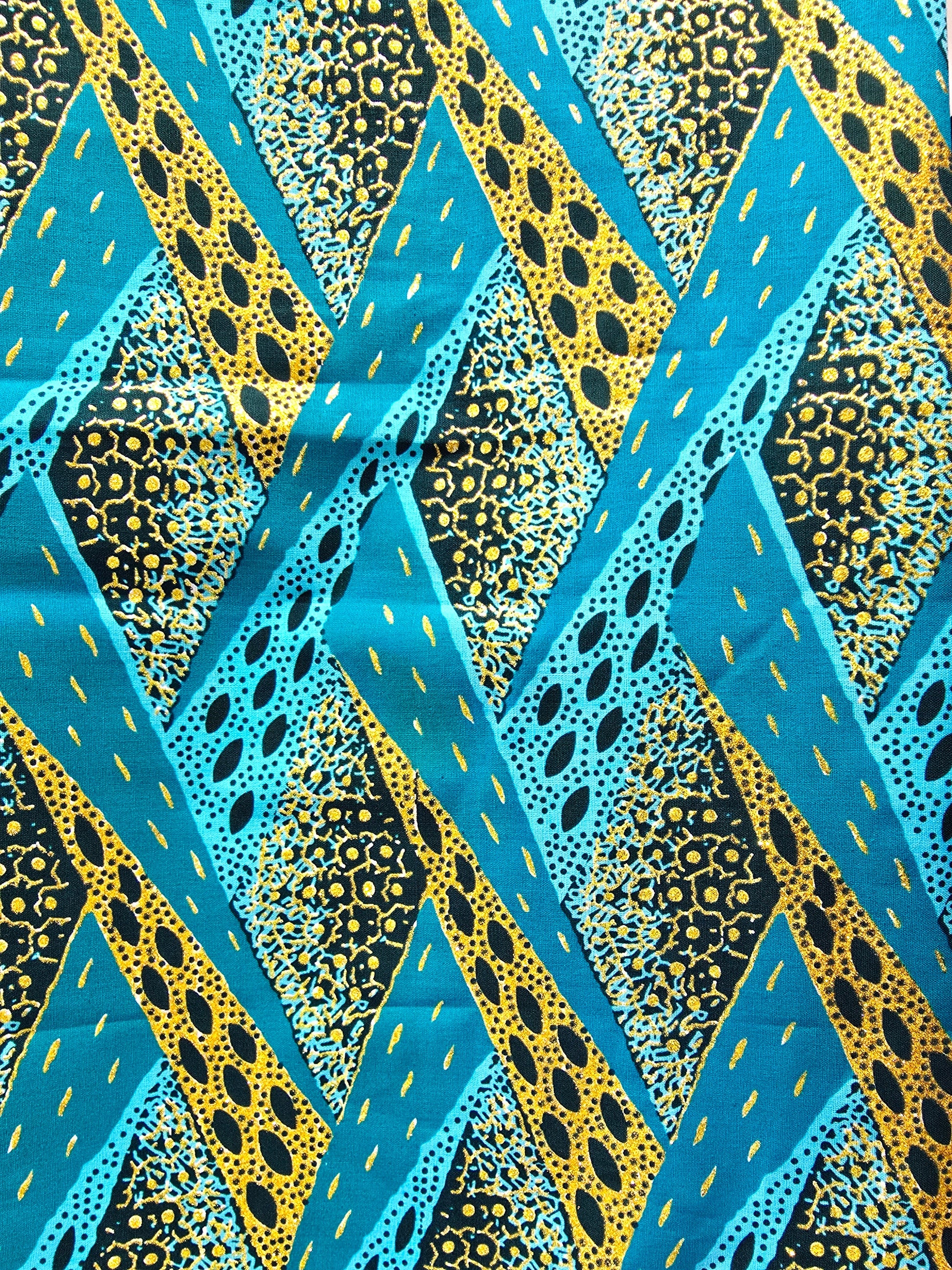 Tissu Pagne Africain Brillant 6 Yards TATA WAX