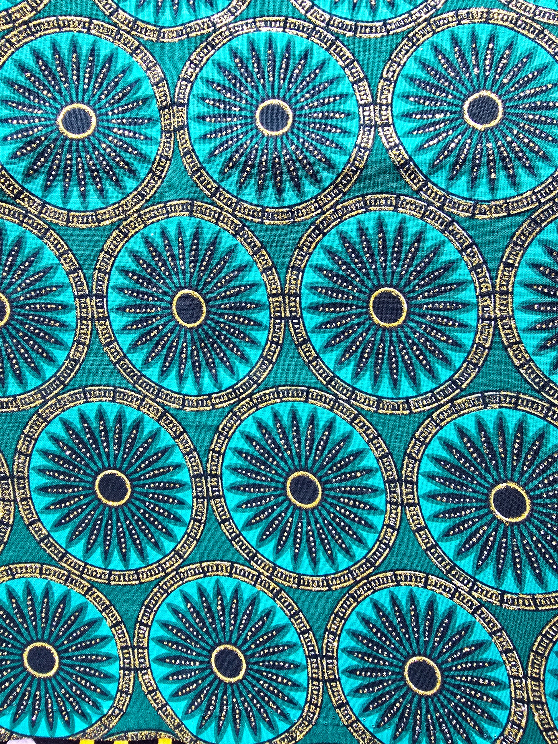 Tissu Pagne Africain Brillant 6 Yards TATA WAX